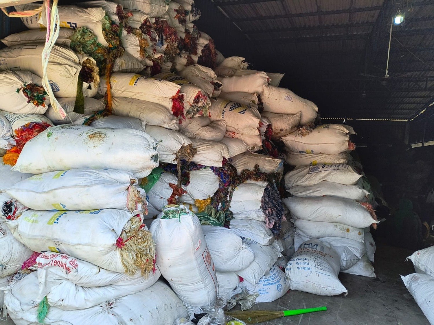 Original Gyan Enterprises photo of colour polyester TPM in bags